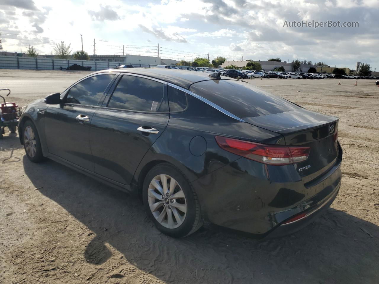 2018 Kia Optima Lx Black vin: 5XXGT4L36JG232797