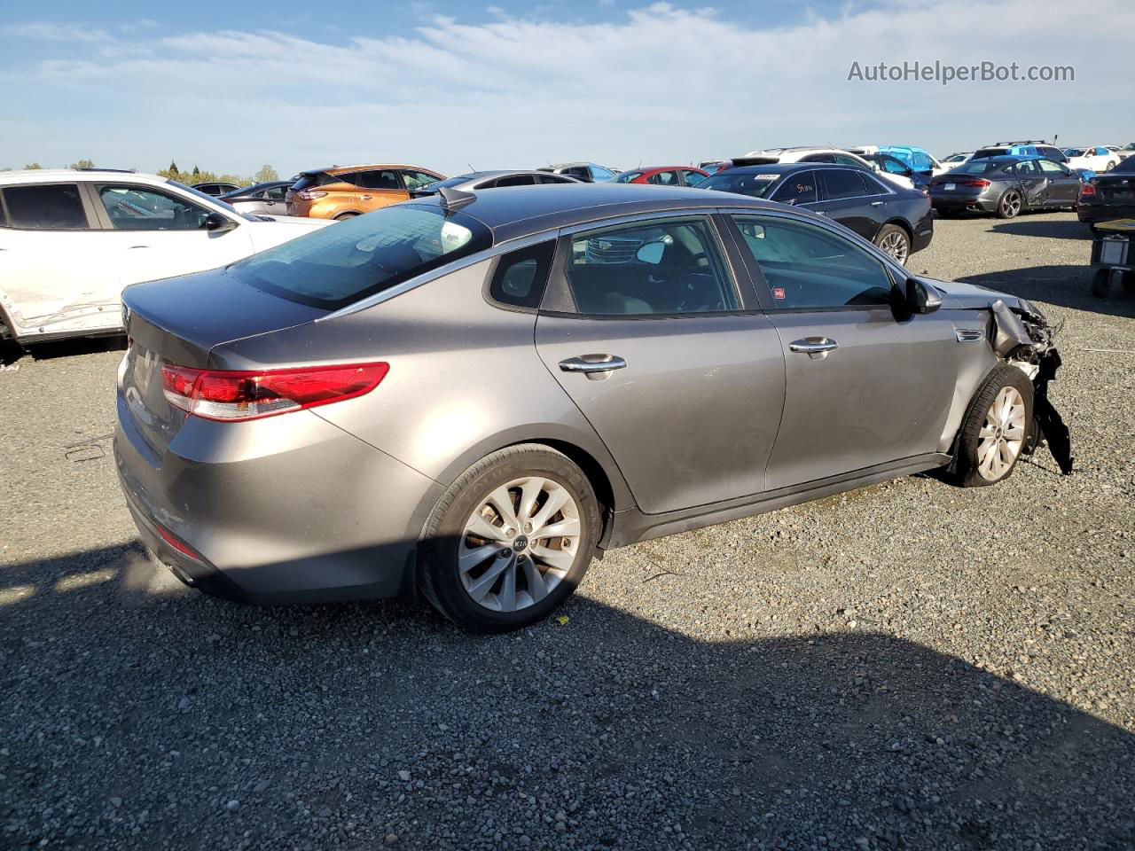 2018 Kia Optima Lx Silver vin: 5XXGT4L36JG254525