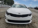 2017 Kia Optima Lx Белый vin: 5XXGT4L37HG133612