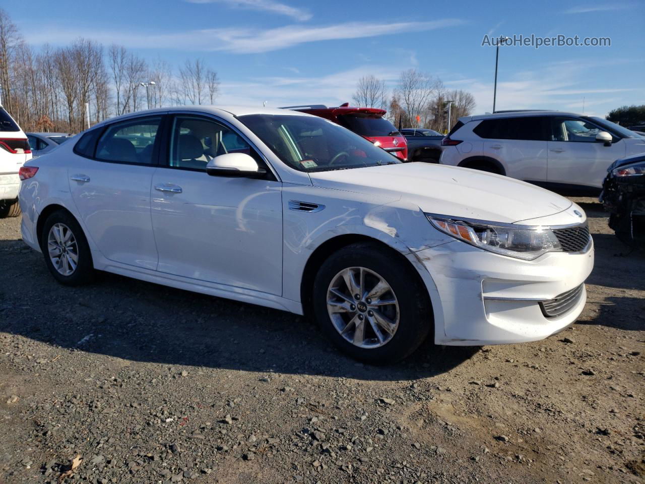 2017 Kia Optima Lx White vin: 5XXGT4L37HG149406