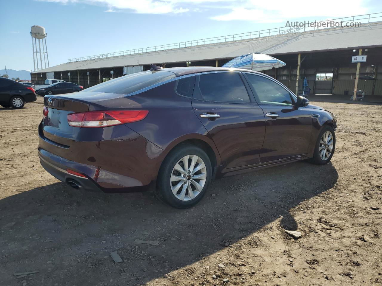 2017 Kia Optima Lx Maroon vin: 5XXGT4L37HG153911