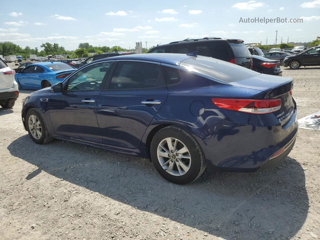 2018 Kia Optima Lx Blue vin: 5XXGT4L37JG188860