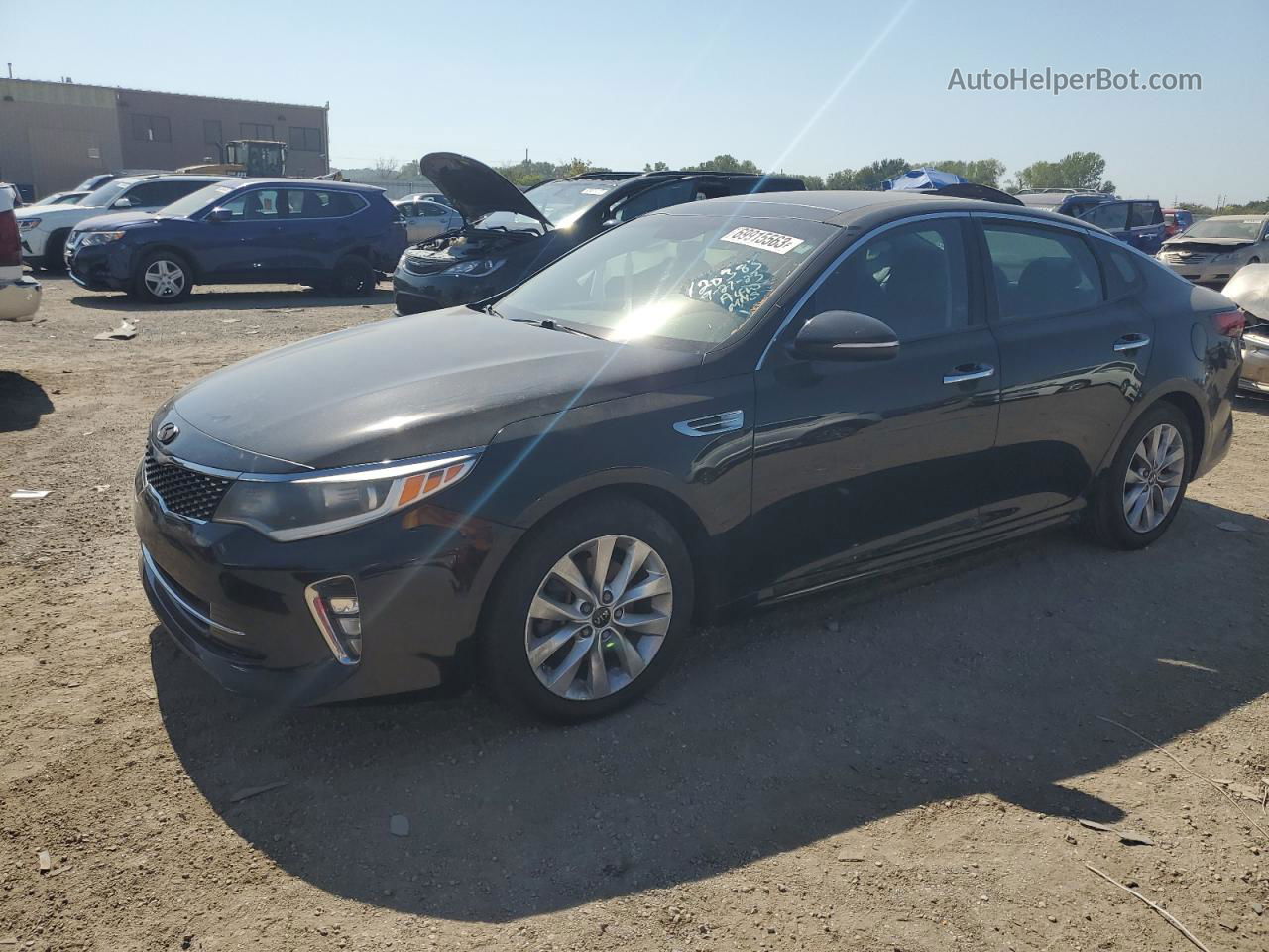 2018 Kia Optima Lx Черный vin: 5XXGT4L37JG218441