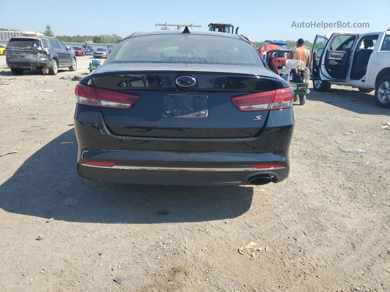 2018 Kia Optima Lx Black vin: 5XXGT4L37JG218441