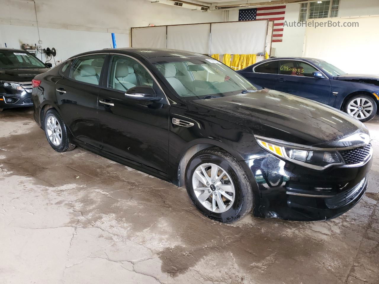 2018 Kia Optima Lx Black vin: 5XXGT4L37JG246675