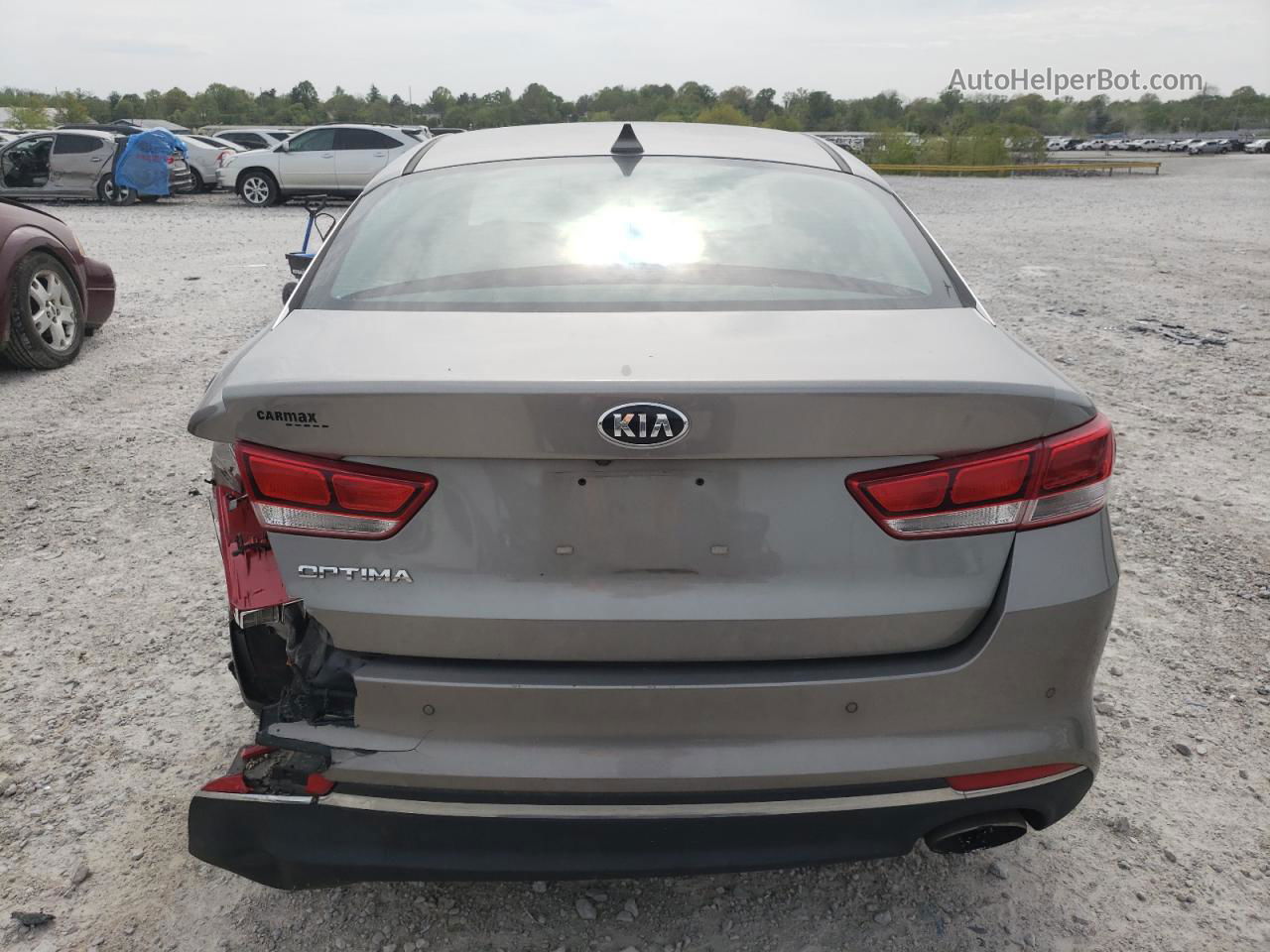 2018 Kia Optima Lx Серебряный vin: 5XXGT4L37JG268689