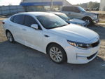 2016 Kia Optima Lx Белый vin: 5XXGT4L38GG006835