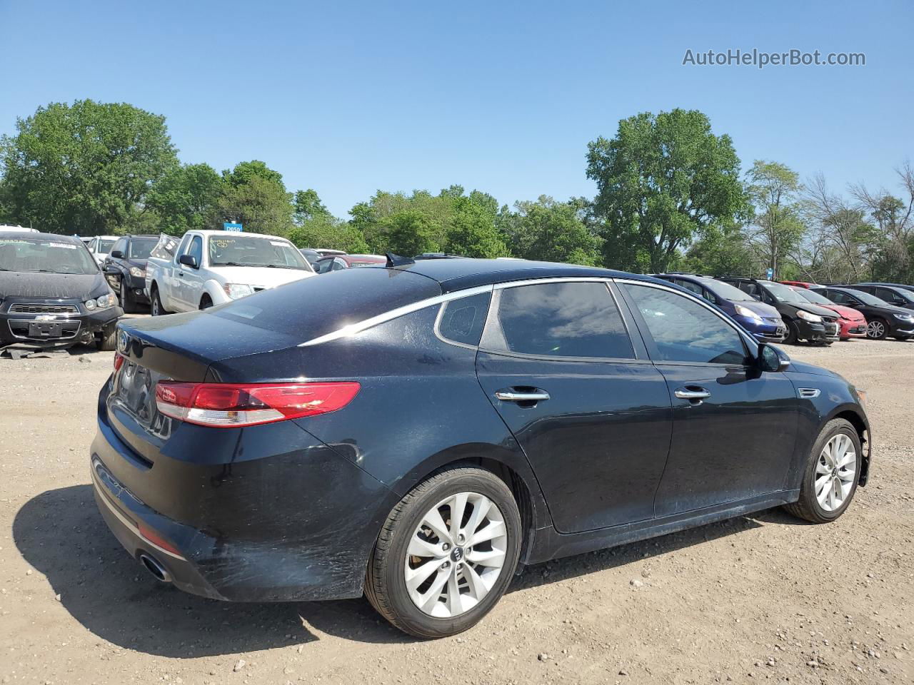 2016 Kia Optima Lx Black vin: 5XXGT4L38GG060412