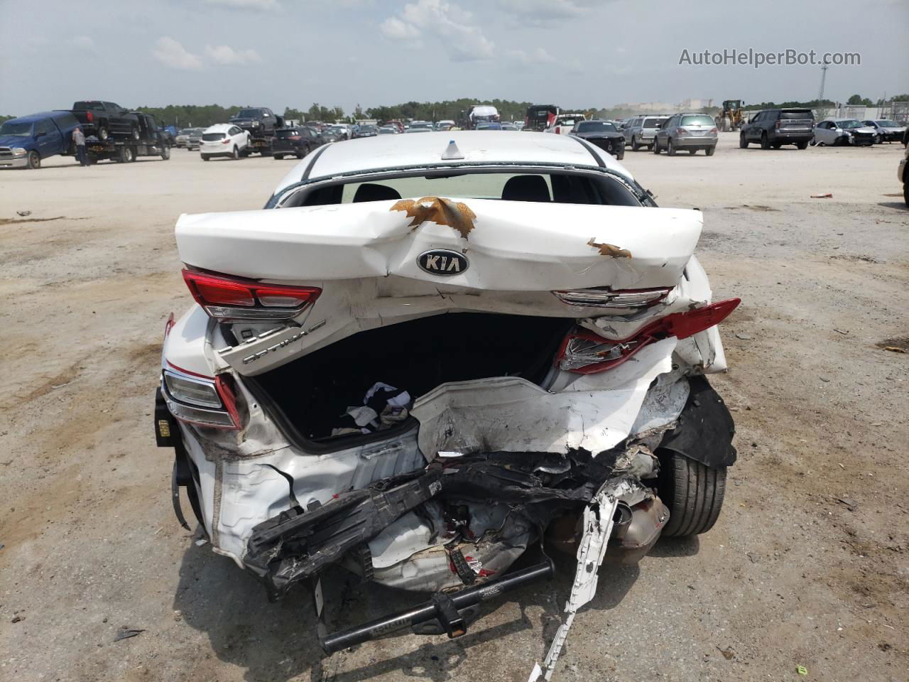 2016 Kia Optima Lx White vin: 5XXGT4L38GG065853