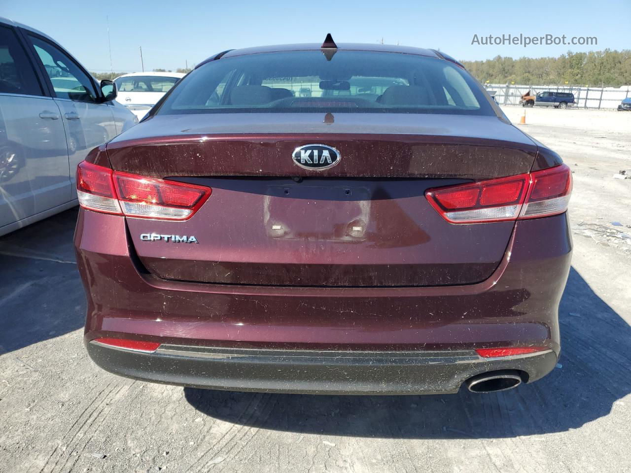 2017 Kia Optima Lx Maroon vin: 5XXGT4L38HG132548