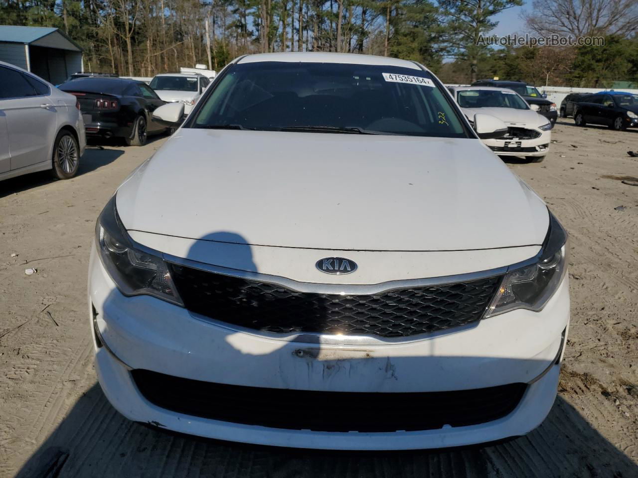 2017 Kia Optima Lx White vin: 5XXGT4L38HG169373