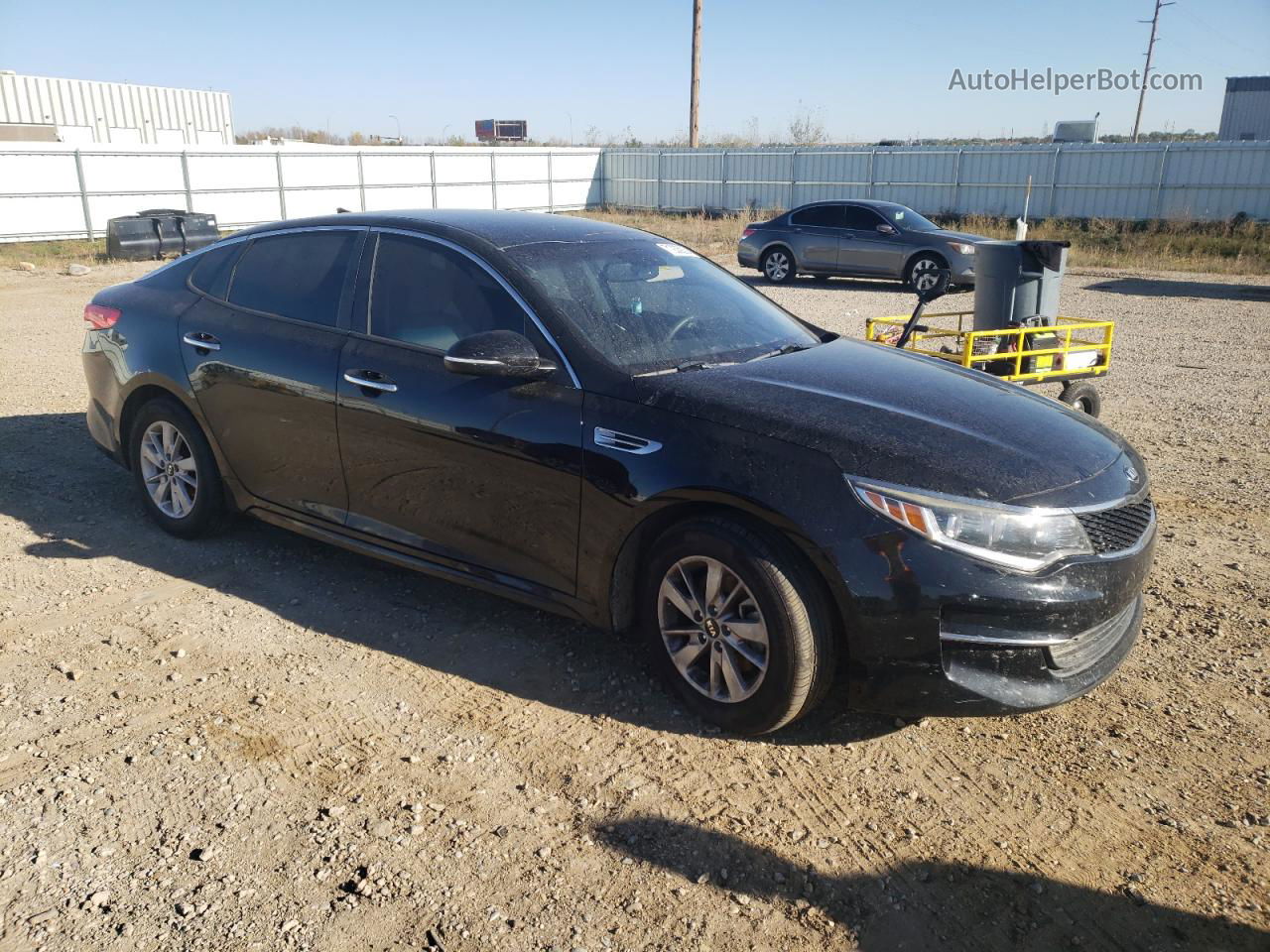 2017 Kia Optima Lx Black vin: 5XXGT4L38HG176954