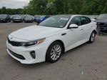 2018 Kia Optima Lx White vin: 5XXGT4L38JG196076