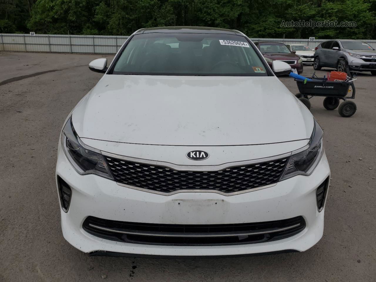 2018 Kia Optima Lx White vin: 5XXGT4L38JG196076