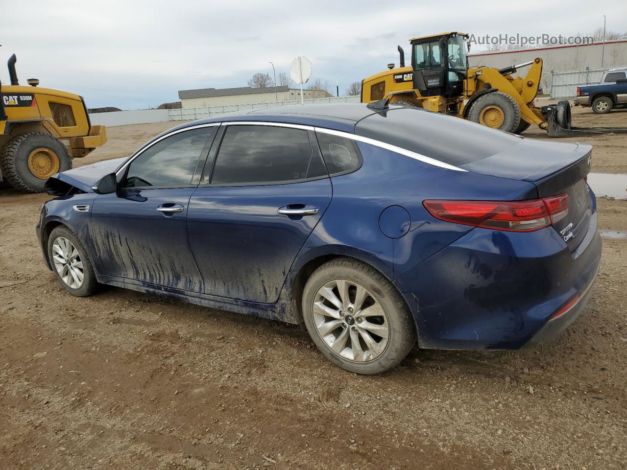 2018 Kia Optima Lx Blue vin: 5XXGT4L38JG203012