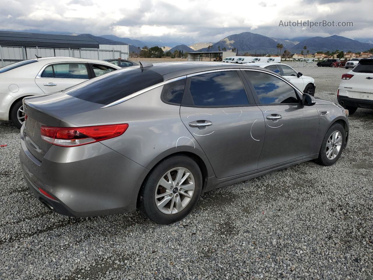 2018 Kia Optima Lx Gray vin: 5XXGT4L38JG249990