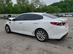 2016 Kia Optima Lx Белый vin: 5XXGT4L39GG018069