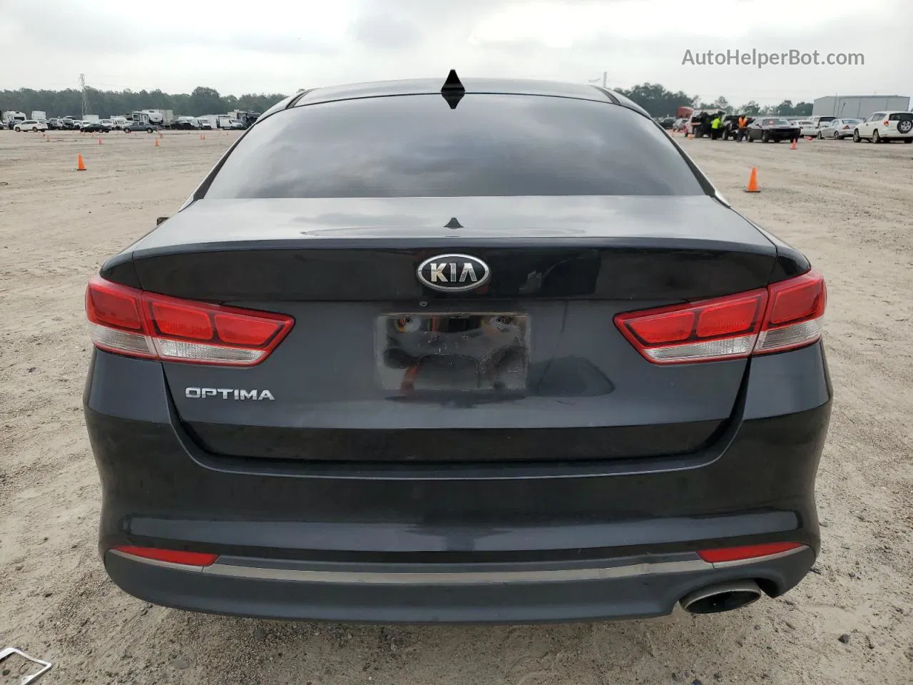 2017 Kia Optima Lx Черный vin: 5XXGT4L39HG124295