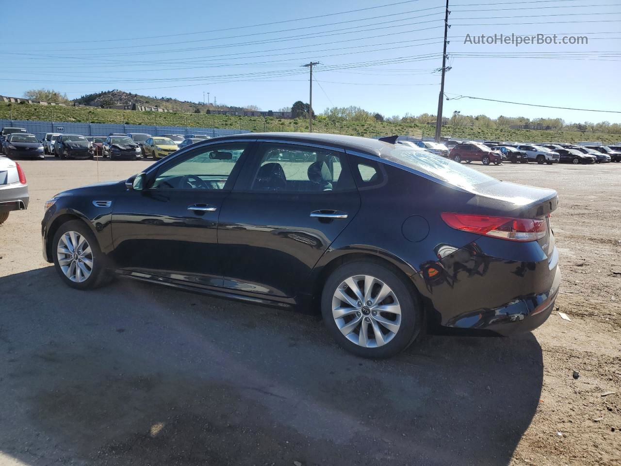 2017 Kia Optima Lx Black vin: 5XXGT4L39HG140500