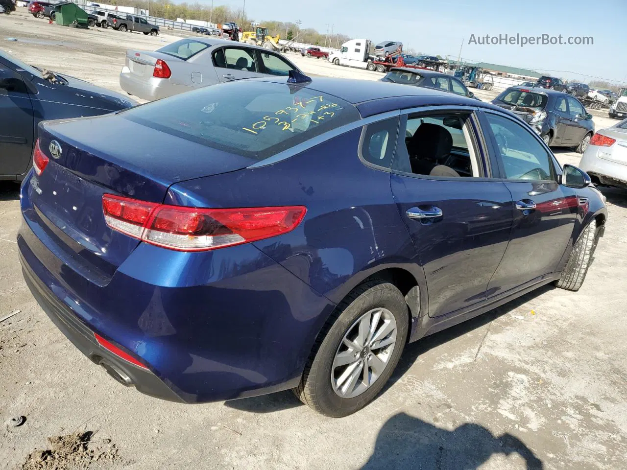 2017 Kia Optima Lx Blue vin: 5XXGT4L39HG150024