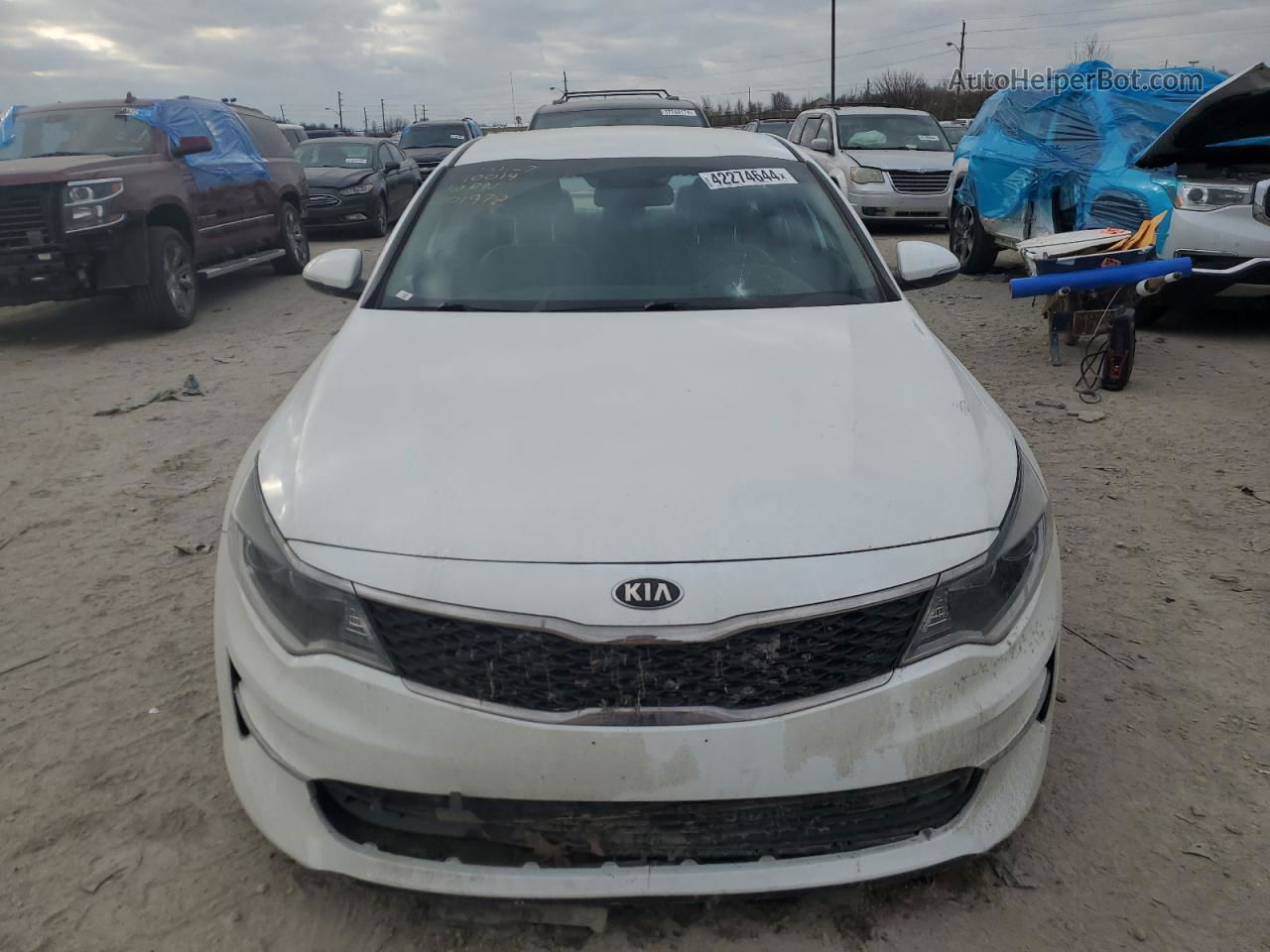 2018 Kia Optima Lx Белый vin: 5XXGT4L39JG201978