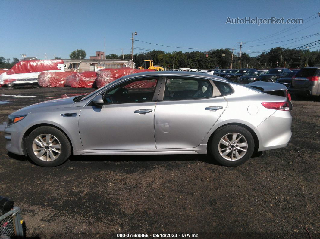 2018 Kia Optima Lx Silver vin: 5XXGT4L39JG206078