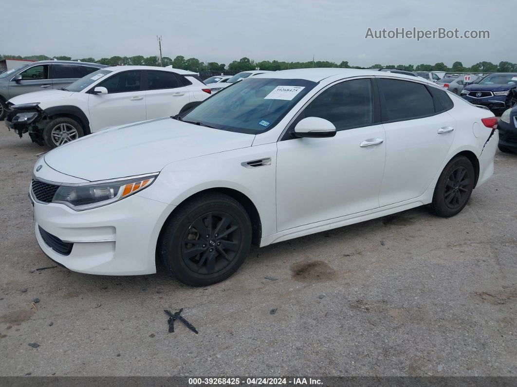 2018 Kia Optima Lx White vin: 5XXGT4L39JG207893