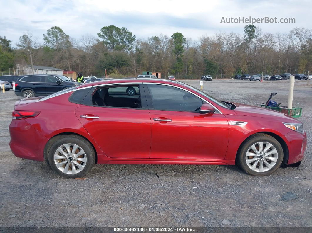 2018 Kia Optima S Red vin: 5XXGT4L39JG235922