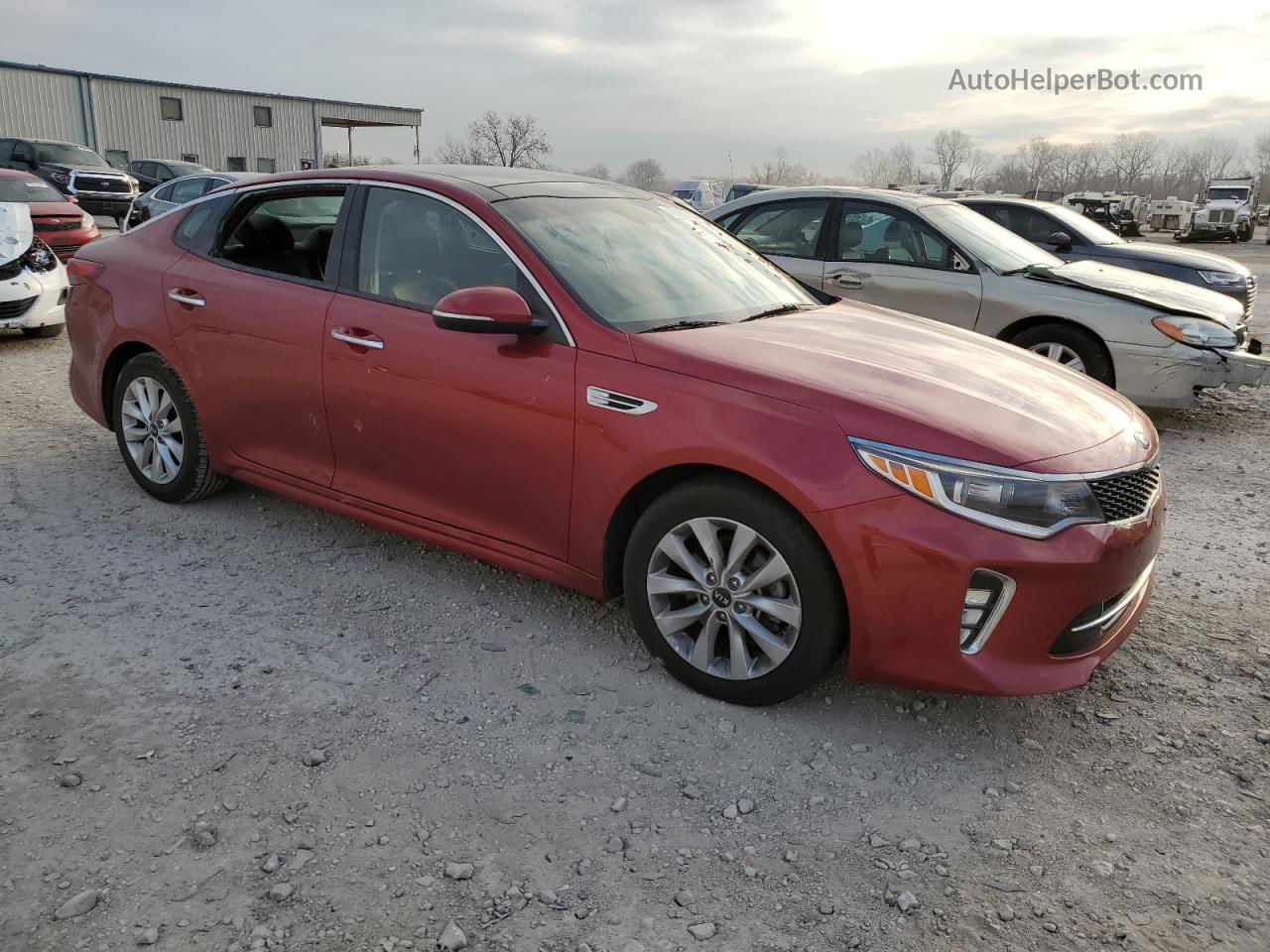 2018 Kia Optima Lx Red vin: 5XXGT4L39JG236178