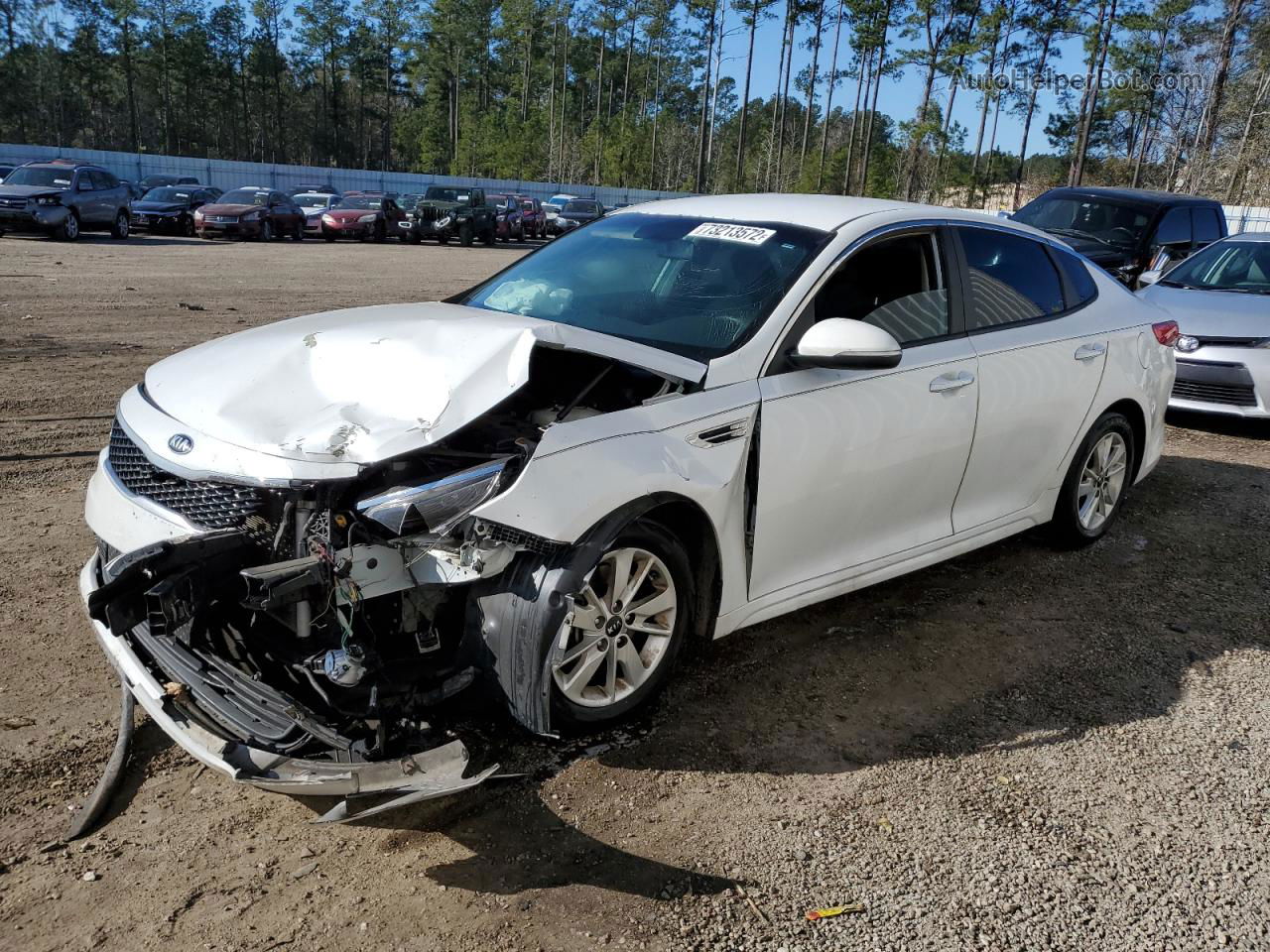 2016 Kia Optima Lx White vin: 5XXGT4L3XGG028786