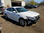 2017 Kia Optima Lx White vin: 5XXGT4L3XHG130915