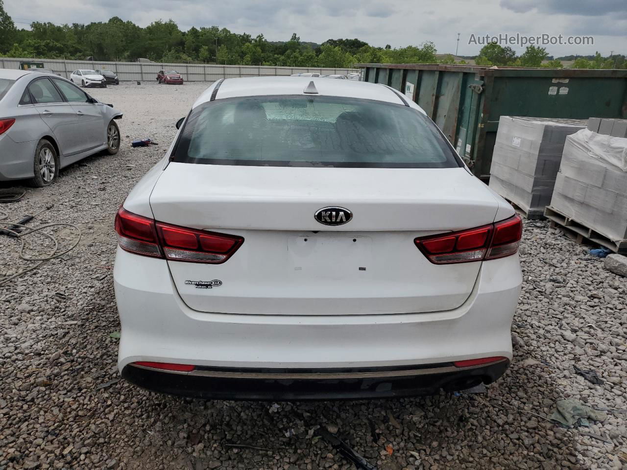 2017 Kia Optima Lx White vin: 5XXGT4L3XHG133040