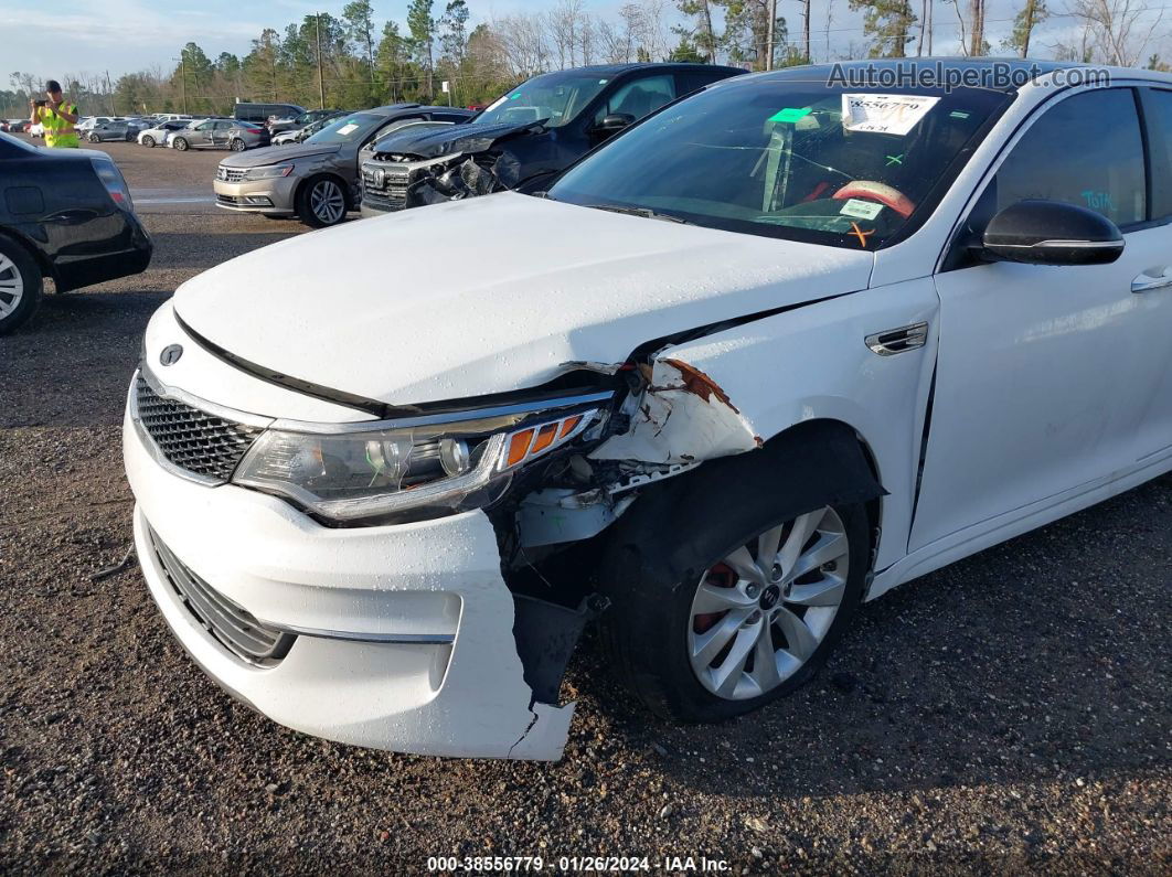 2017 Kia Optima Lx White vin: 5XXGT4L3XHG154647