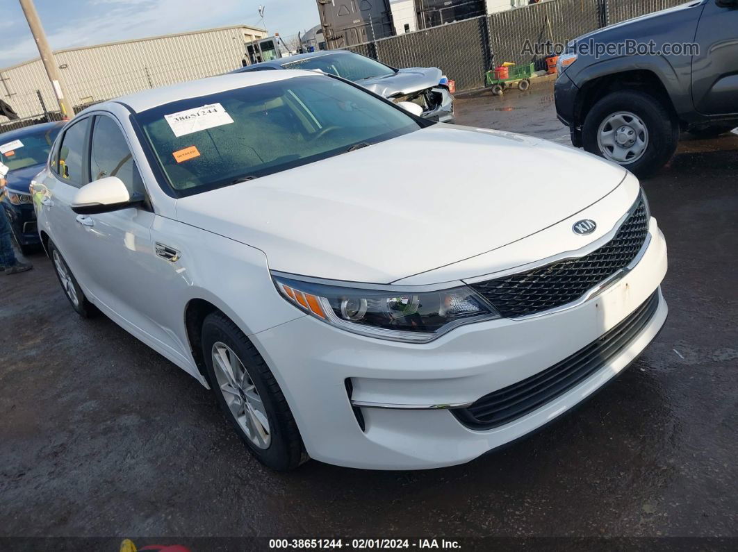 2017 Kia Optima Lx White vin: 5XXGT4L3XHG166765