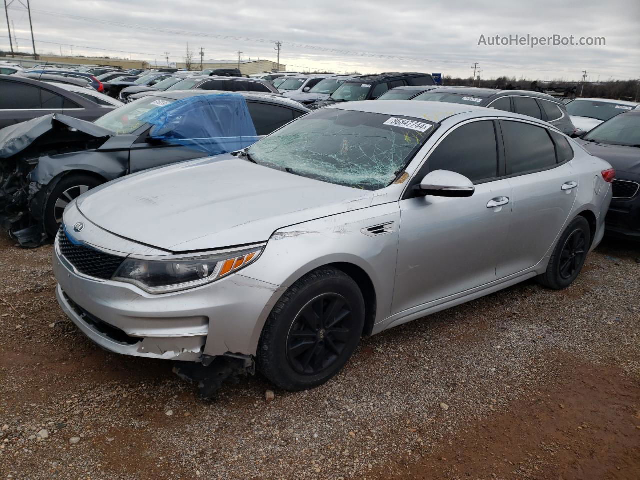 2018 Kia Optima Lx Серебряный vin: 5XXGT4L3XJG179537