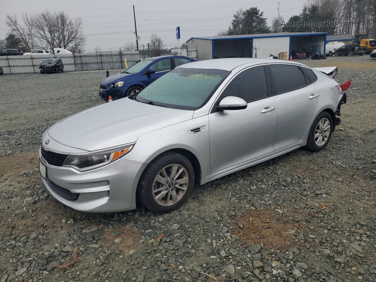 2018 Kia Optima Lx Silver vin: 5XXGT4L3XJG198962