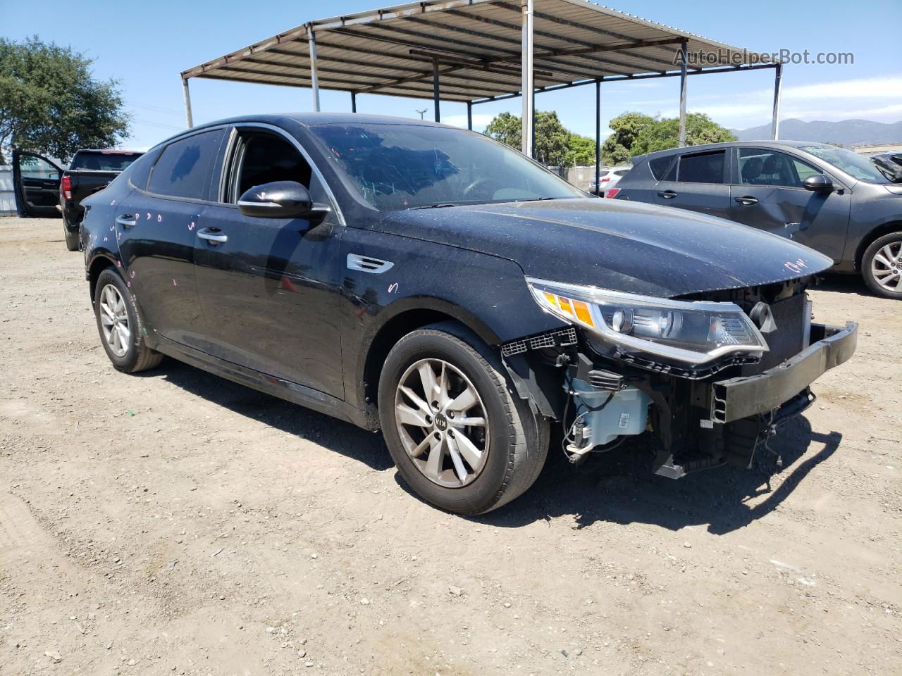 2018 Kia Optima Lx Black vin: 5XXGT4L3XJG199111