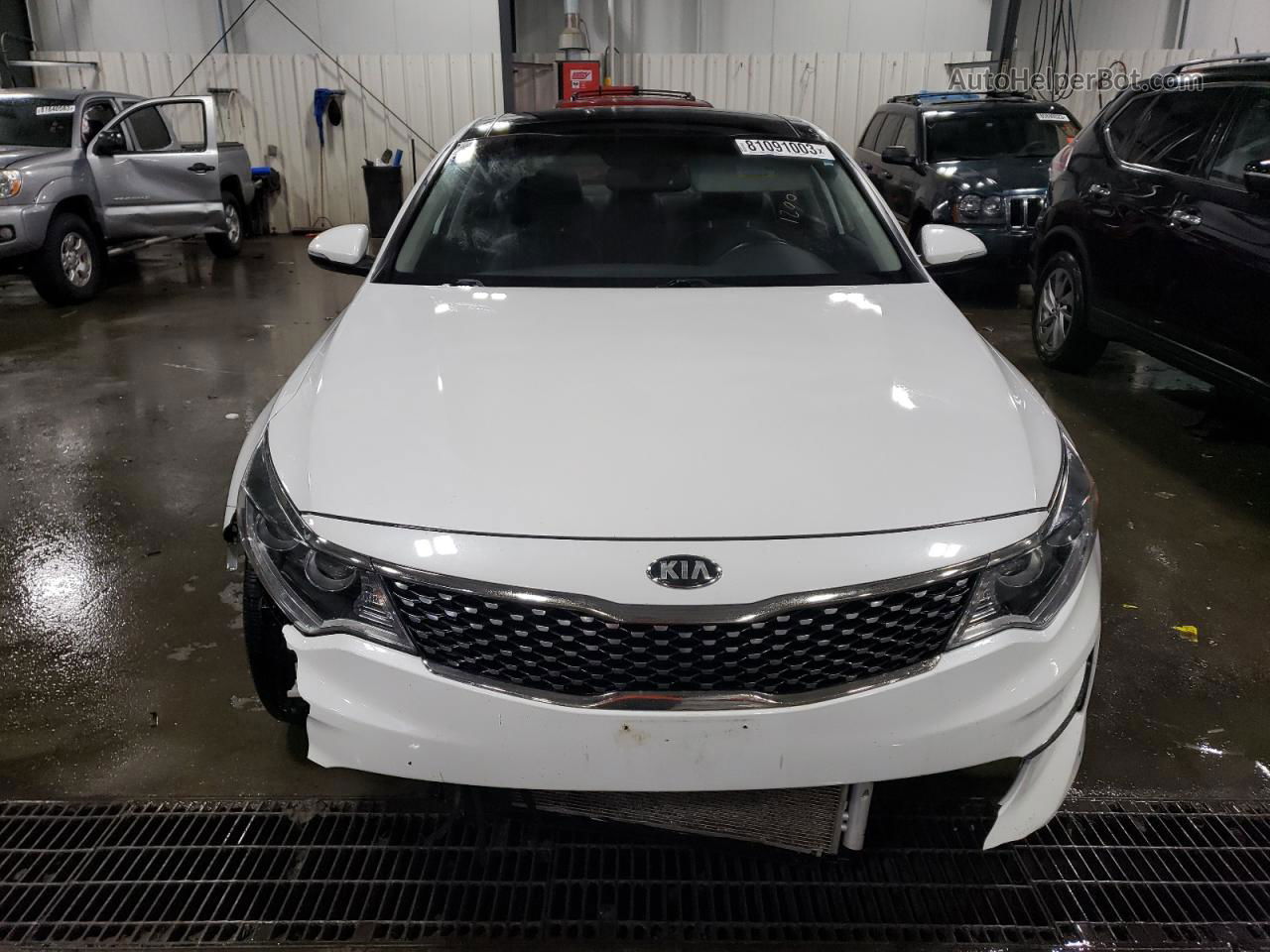 2016 Kia Optima Ex White vin: 5XXGU4L31GG095063