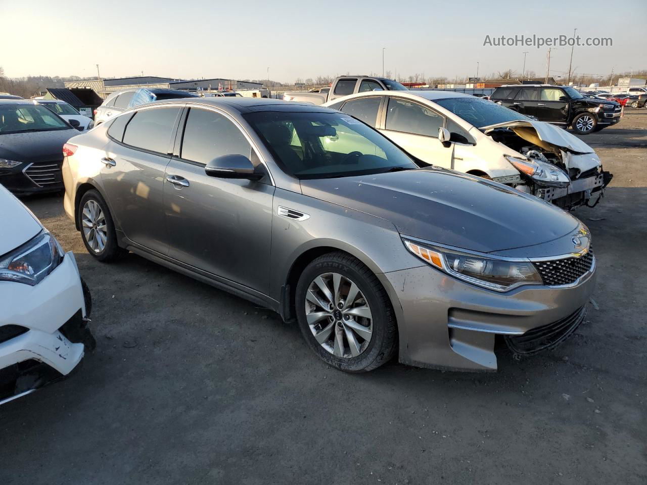 2018 Kia Optima Ex Silver vin: 5XXGU4L31JG260682