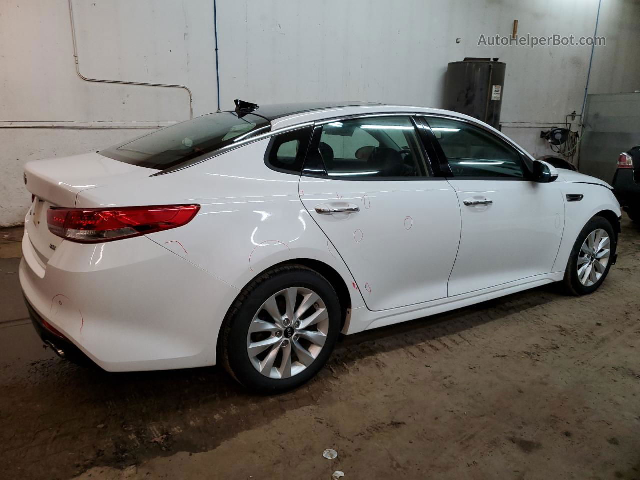 2016 Kia Optima Ex White vin: 5XXGU4L32GG069930