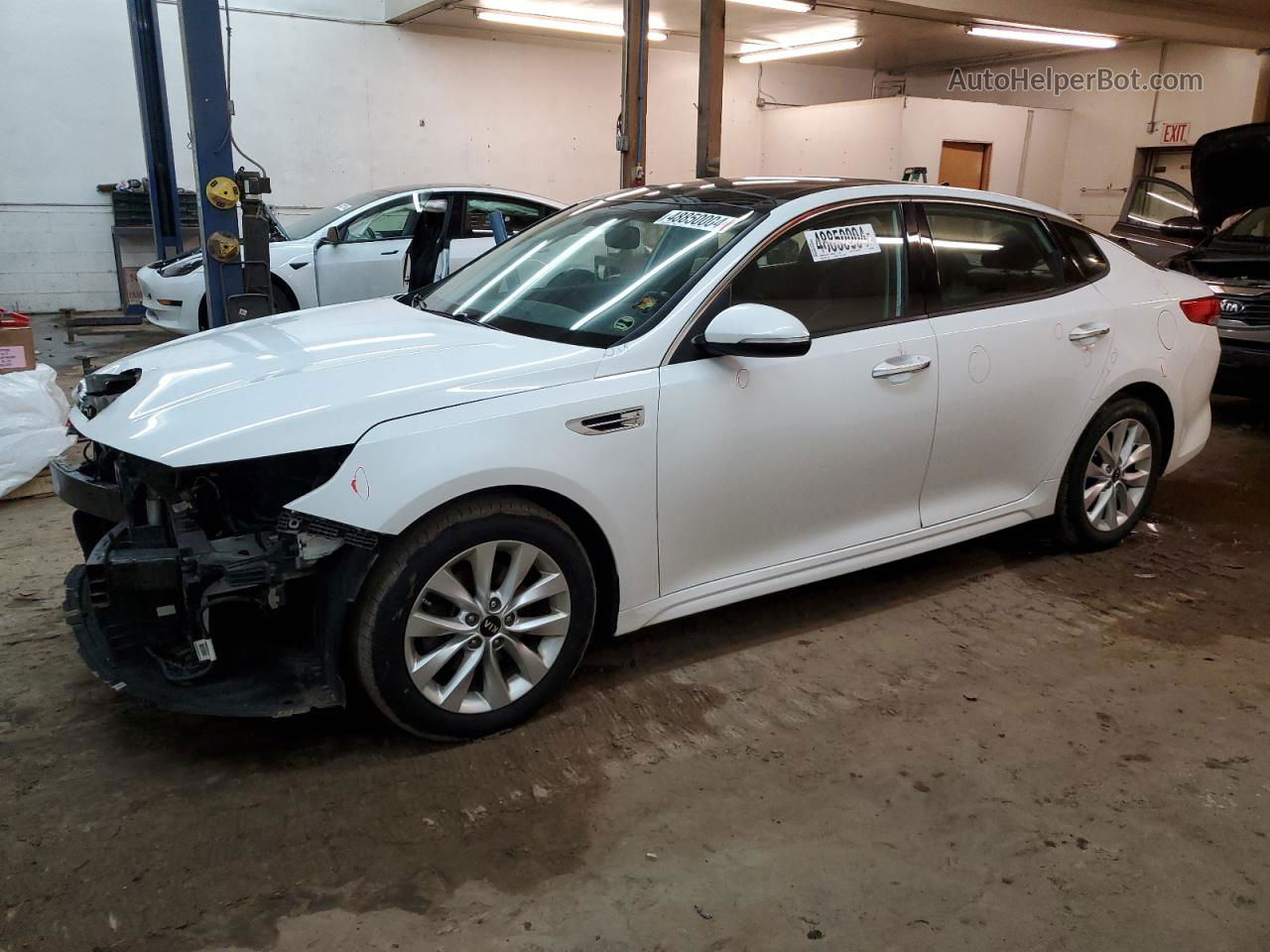 2016 Kia Optima Ex White vin: 5XXGU4L32GG069930