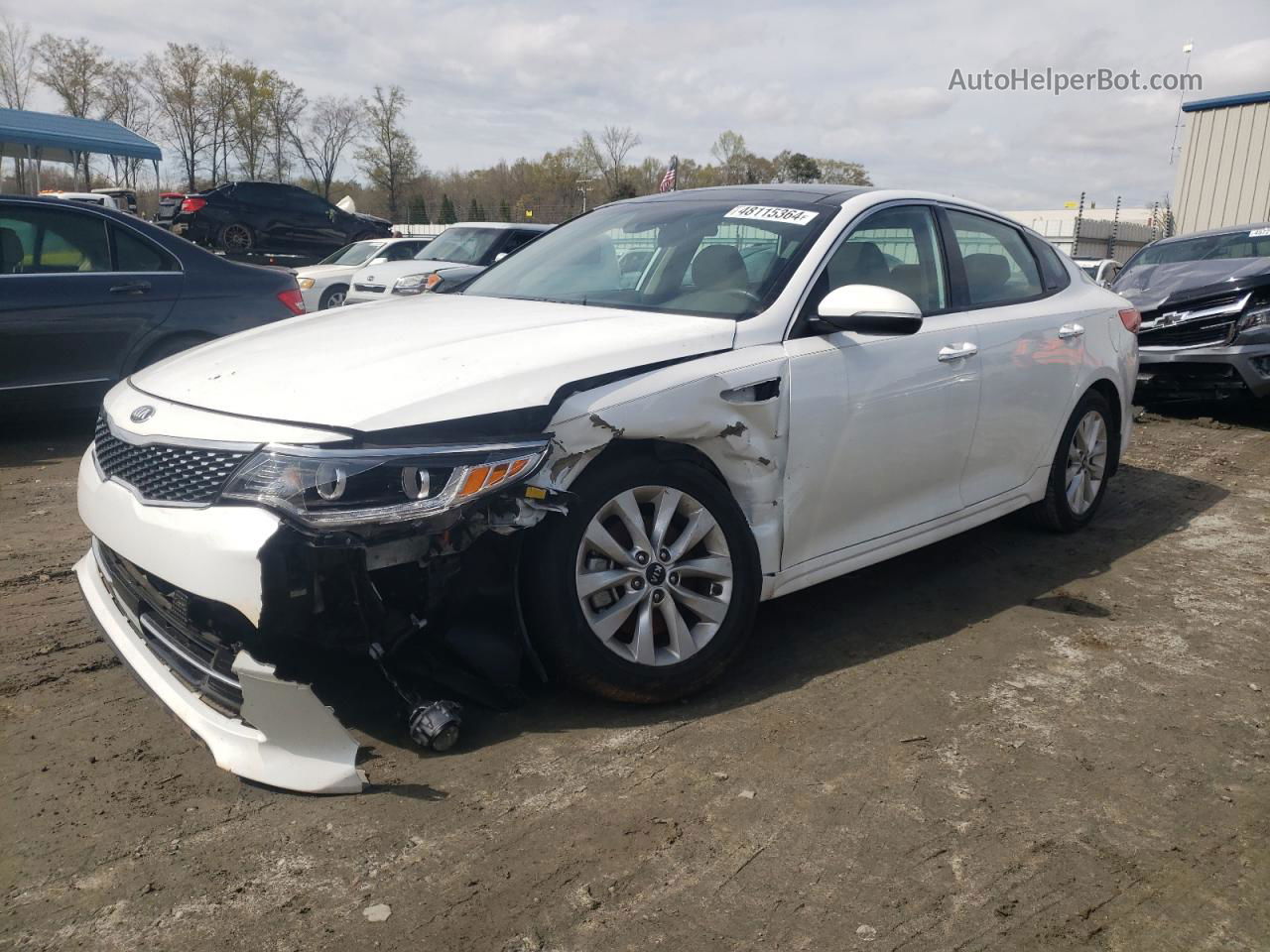 2017 Kia Optima Ex Белый vin: 5XXGU4L32HG129111