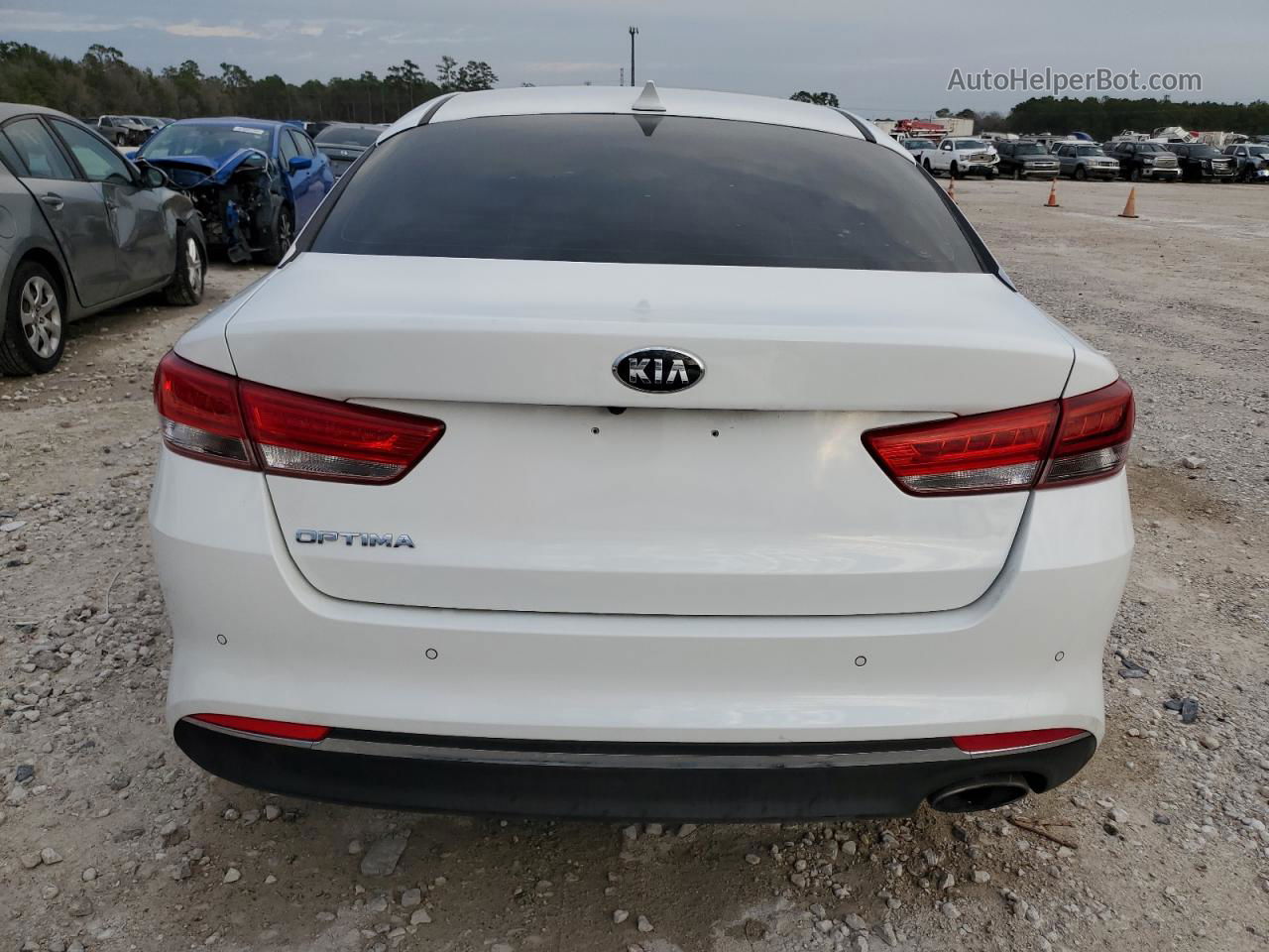 2018 Kia Optima Ex White vin: 5XXGU4L33JG206218