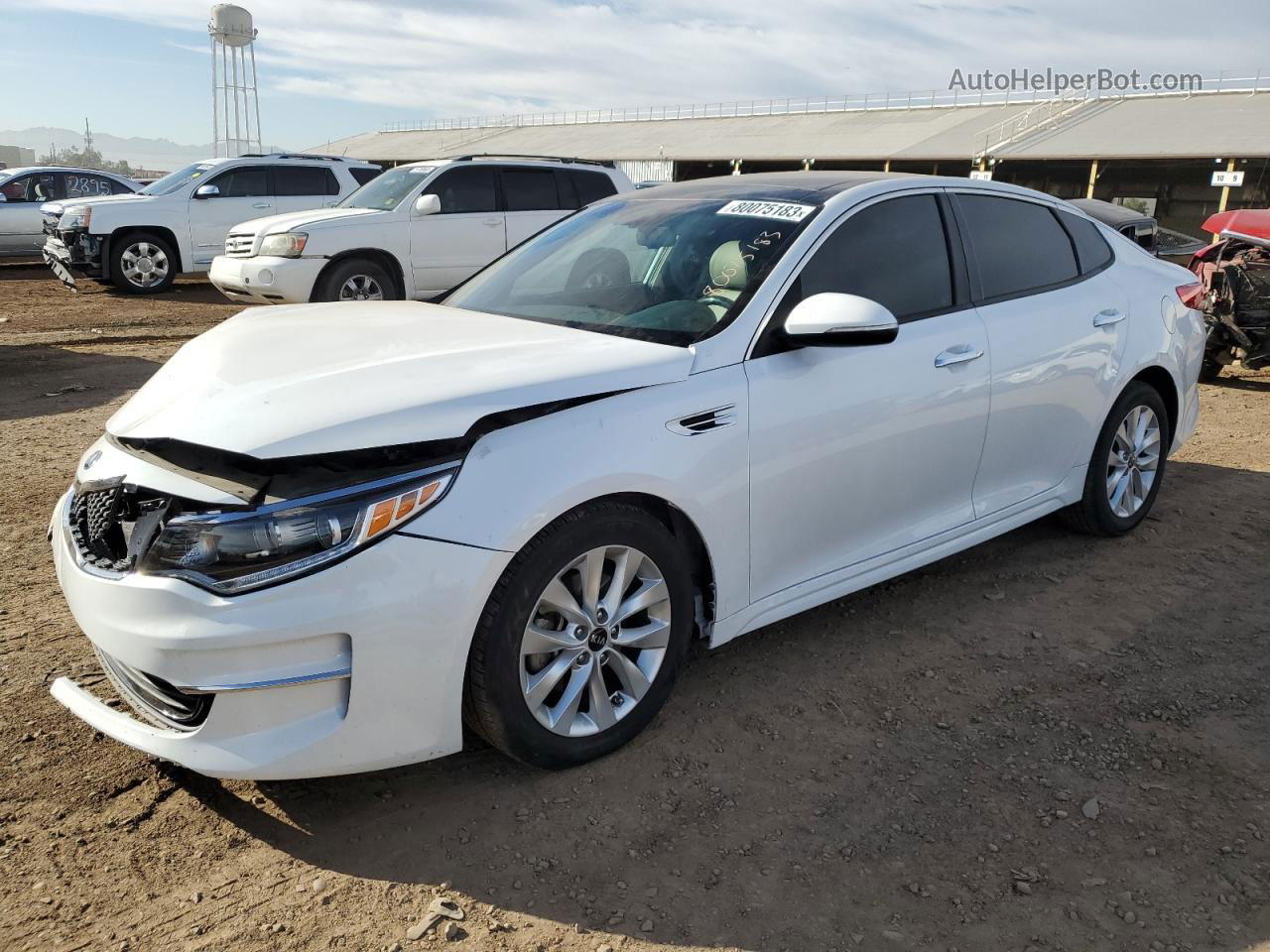 2018 Kia Optima Ex White vin: 5XXGU4L33JG213864