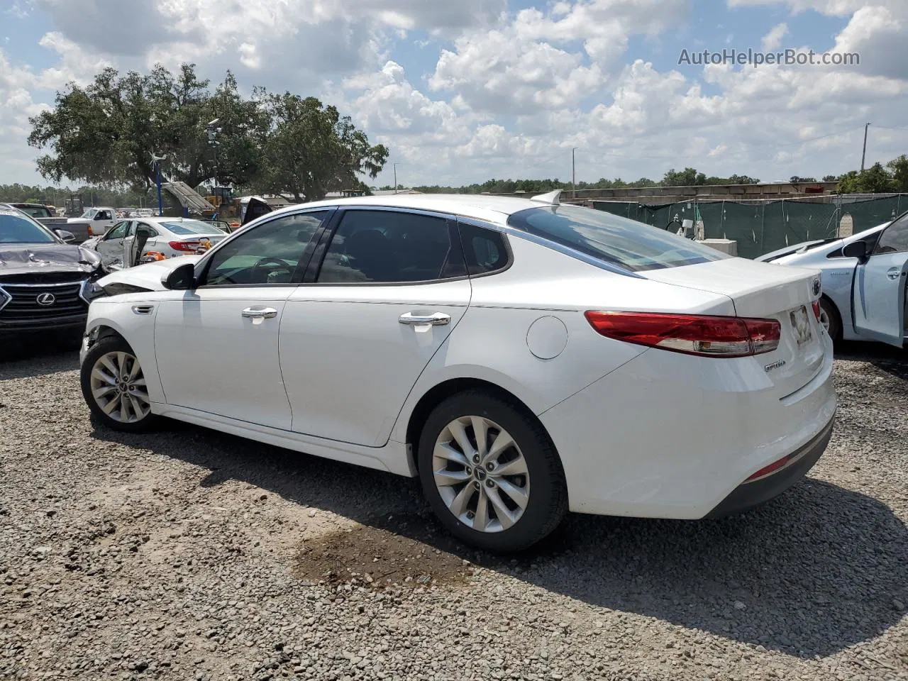 2017 Kia Optima Ex White vin: 5XXGU4L34HG169352