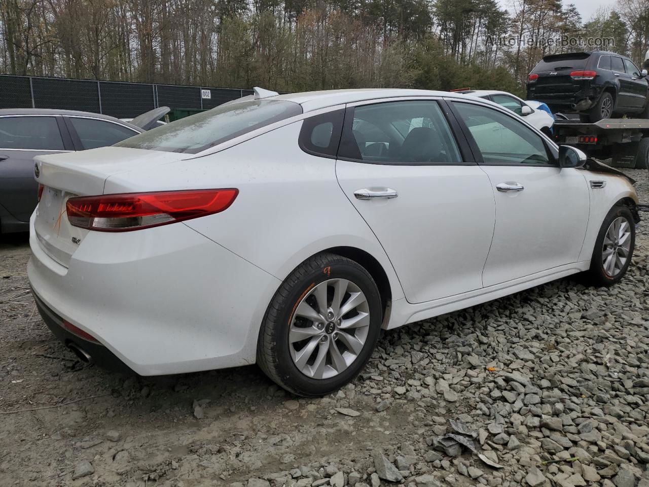 2016 Kia Optima Ex White vin: 5XXGU4L39GG090032