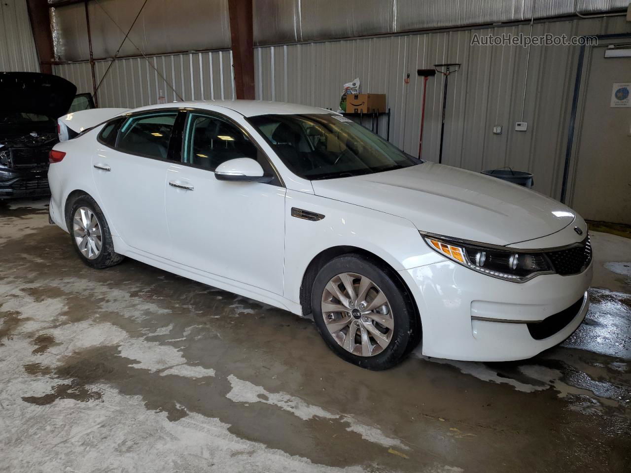 2016 Kia Optima Ex White vin: 5XXGU4L39GG094758