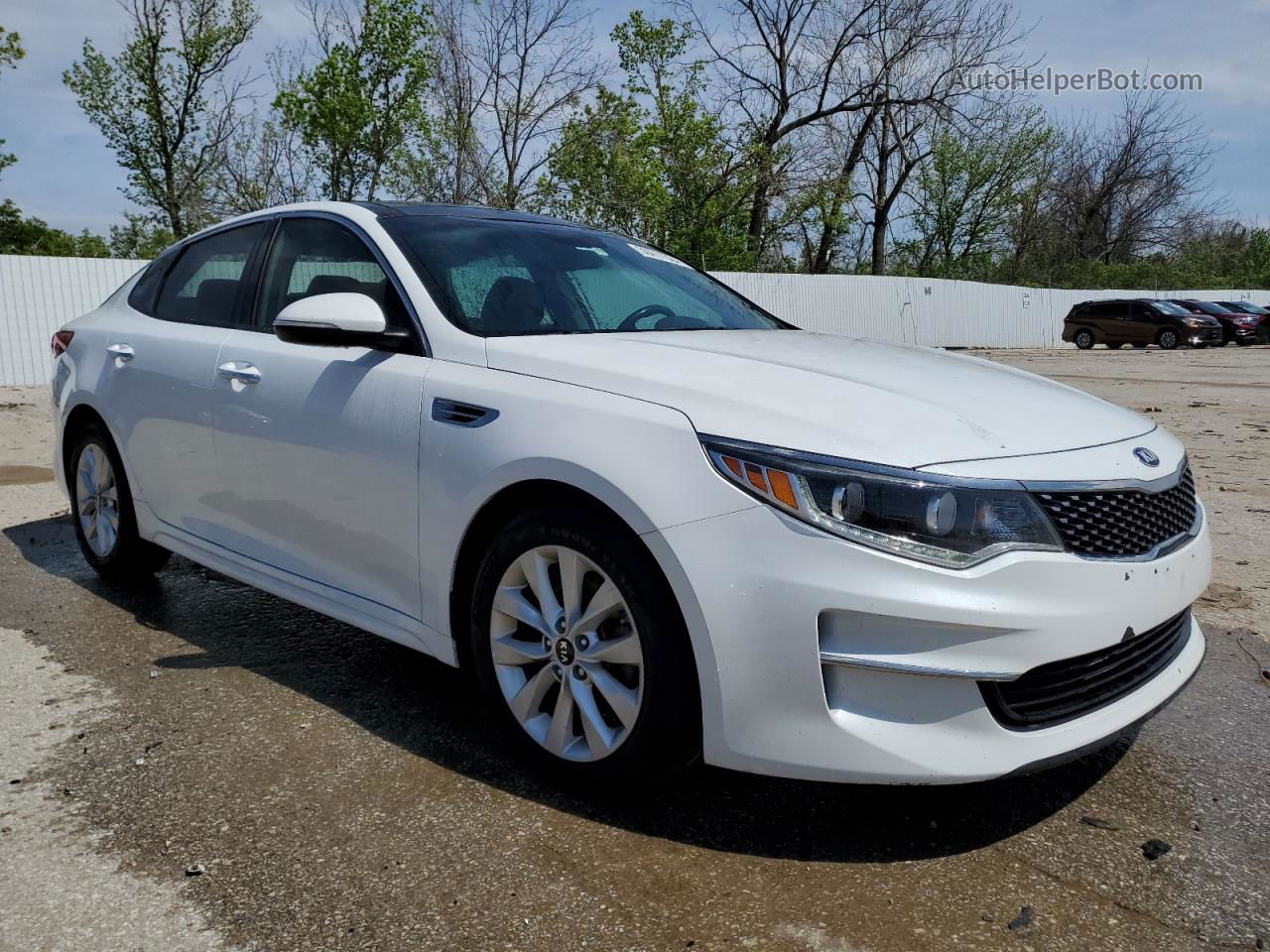 2016 Kia Optima Ex White vin: 5XXGU4L3XGG021527