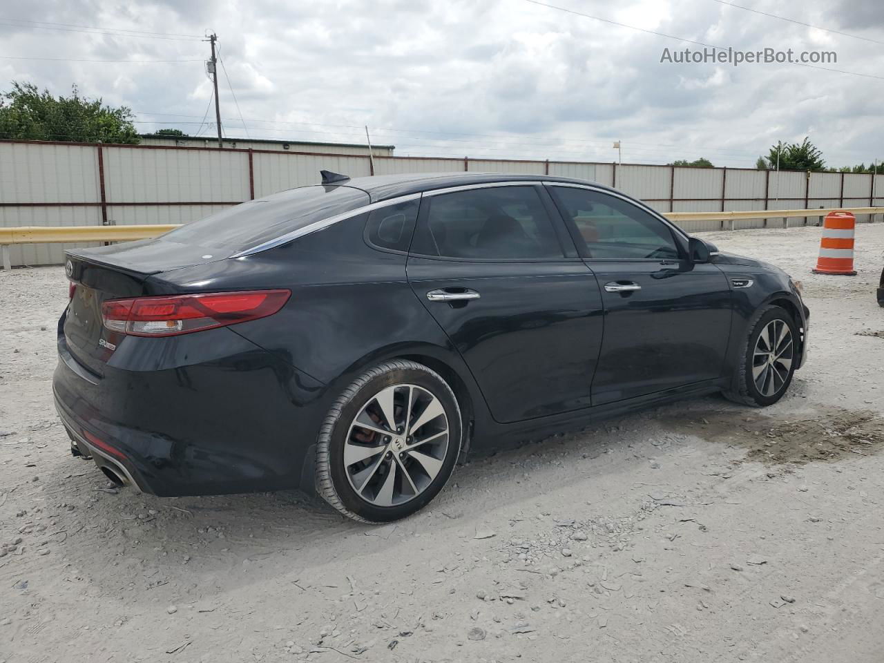 2016 Kia Optima Sx Черный vin: 5XXGW4L22GG077527