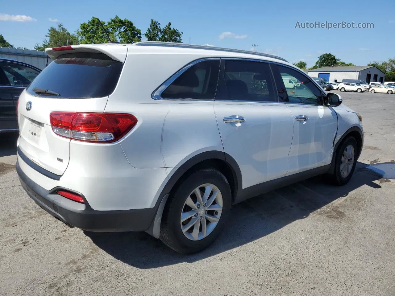 2017 Kia Sorento Lx White vin: 5XYPG4A30HG196862